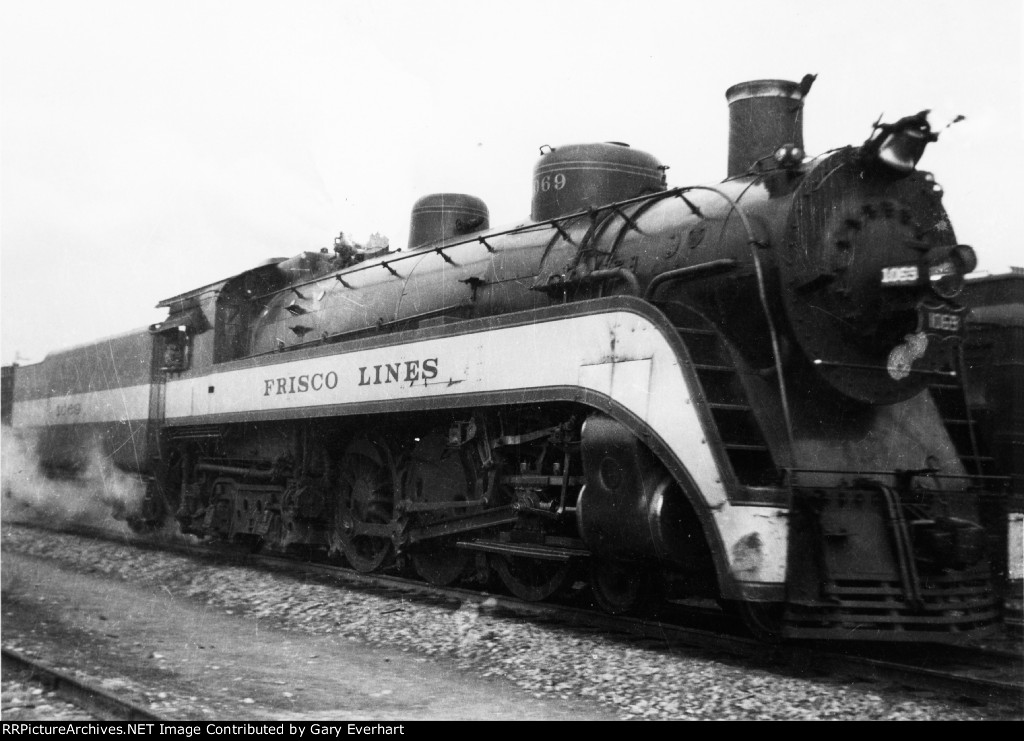 SLSF 4-6-4 #1069 - St Louis-San Francisco